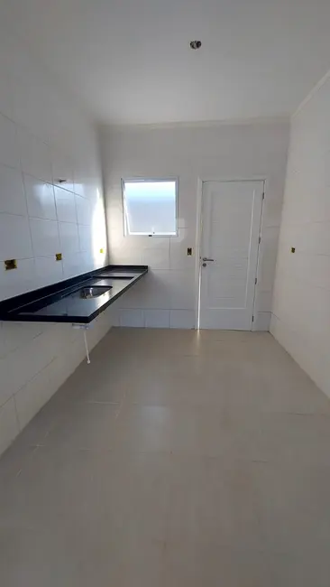 Foto 9 de Casa com 2 quartos à venda, 60m2 em Itanhaem - SP