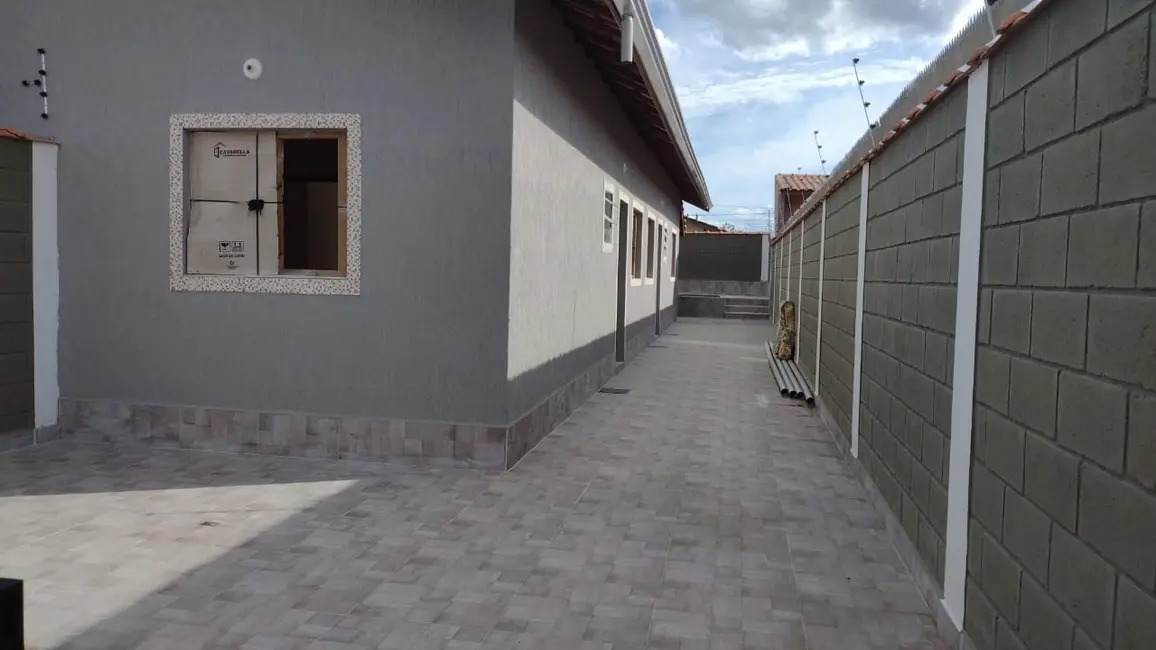 Foto 7 de Casa com 2 quartos à venda, 62m2 em Itanhaem - SP