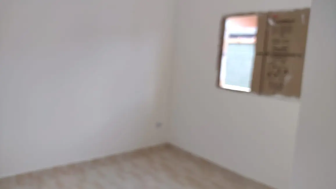 Foto 3 de Casa com 2 quartos à venda, 62m2 em Itanhaem - SP