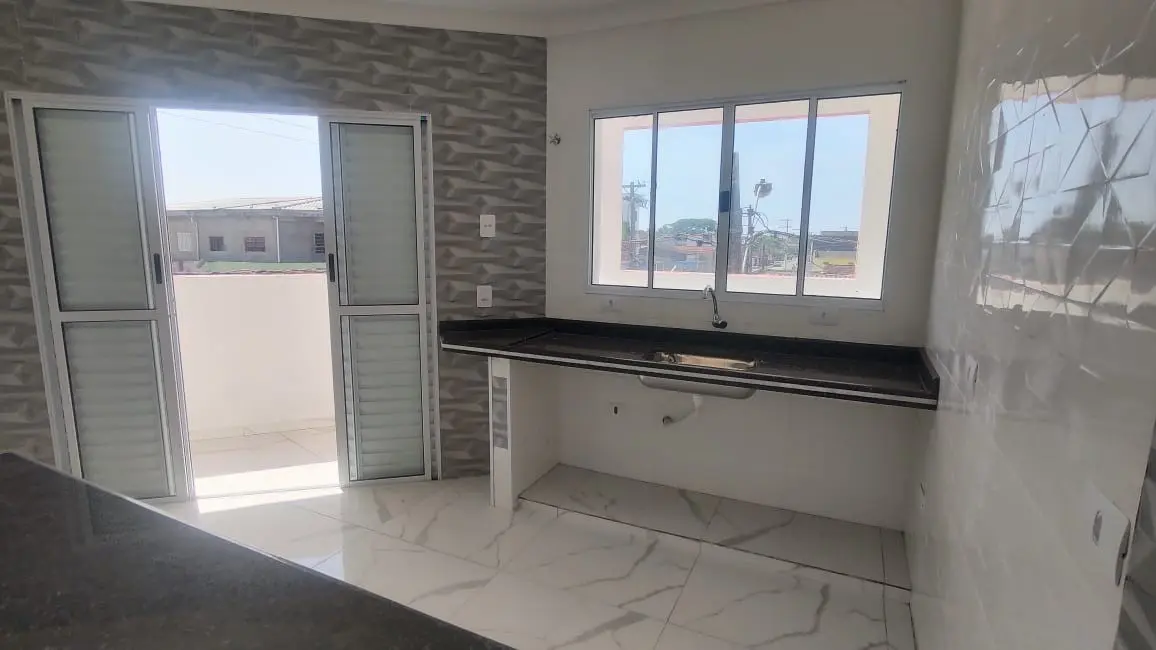 Foto 7 de Casa com 2 quartos à venda, 66m2 em Itanhaem - SP