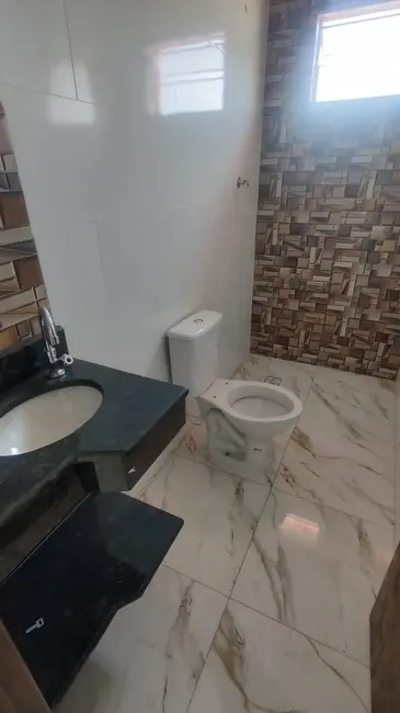 Foto 2 de Casa com 2 quartos à venda, 109m2 em Itanhaem - SP