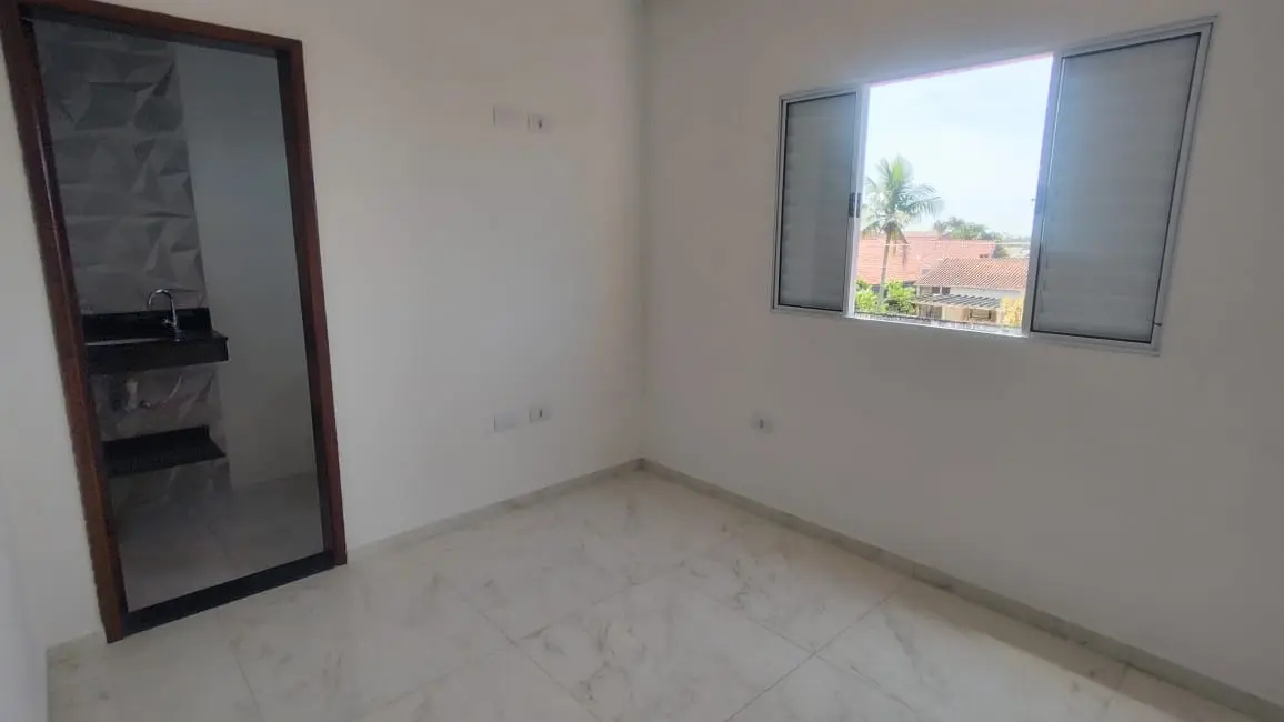 Foto 4 de Casa com 2 quartos à venda, 91m2 em Itanhaem - SP