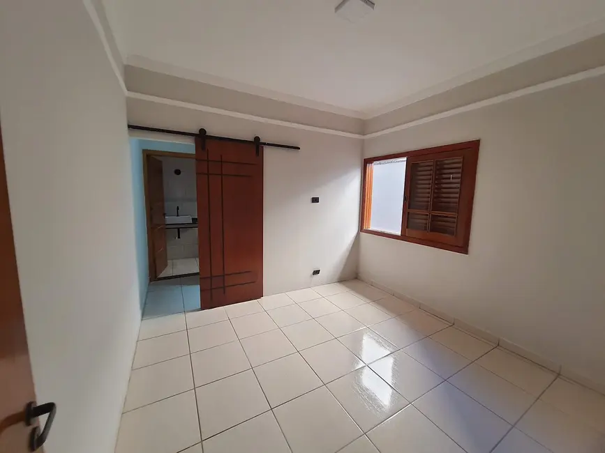 Foto 8 de Casa com 3 quartos à venda, 124m2 em Maracanã, Praia Grande - SP