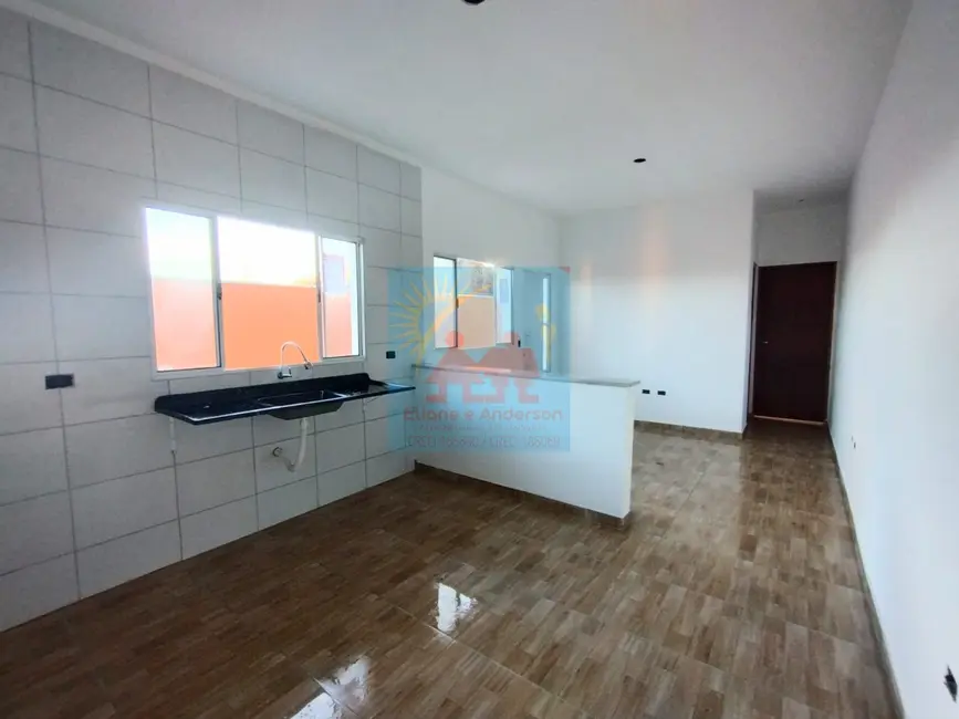 Casa com 2 quartos à venda, 54m2 em Itanhaem - SP - imagem 7 Foto 7 de Casa com 2 quartos à venda, 54m2 em Itanhaem - SP