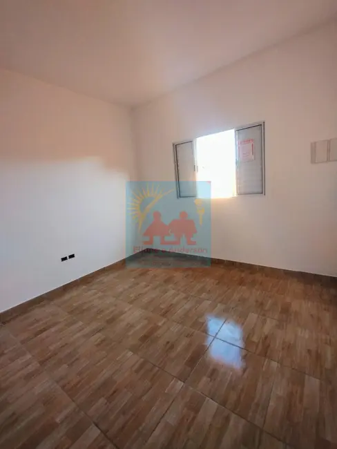 Casa com 2 quartos à venda, 54m2 em Itanhaem - SP - imagem 9 Foto 9 de Casa com 2 quartos à venda, 54m2 em Itanhaem - SP