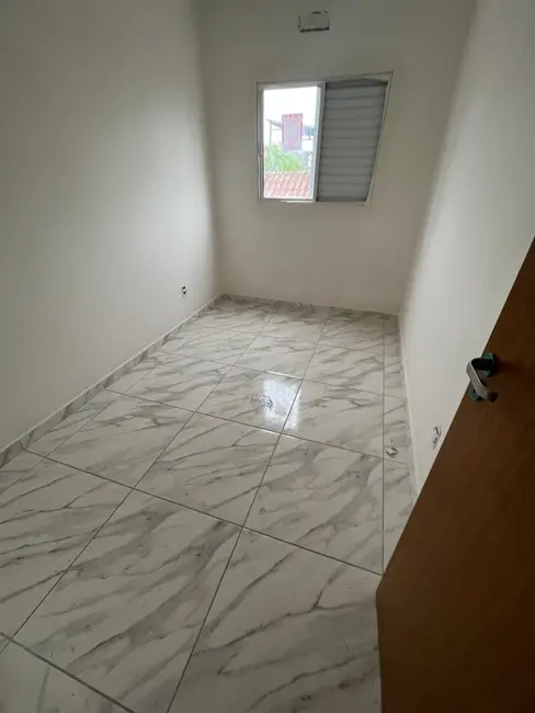 Foto 2 de Casa com 2 quartos à venda, 60m2 em Mirim, Praia Grande - SP