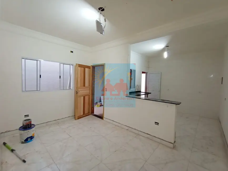 Foto 6 de Casa com 2 quartos à venda, 85m2 em Mongagua - SP