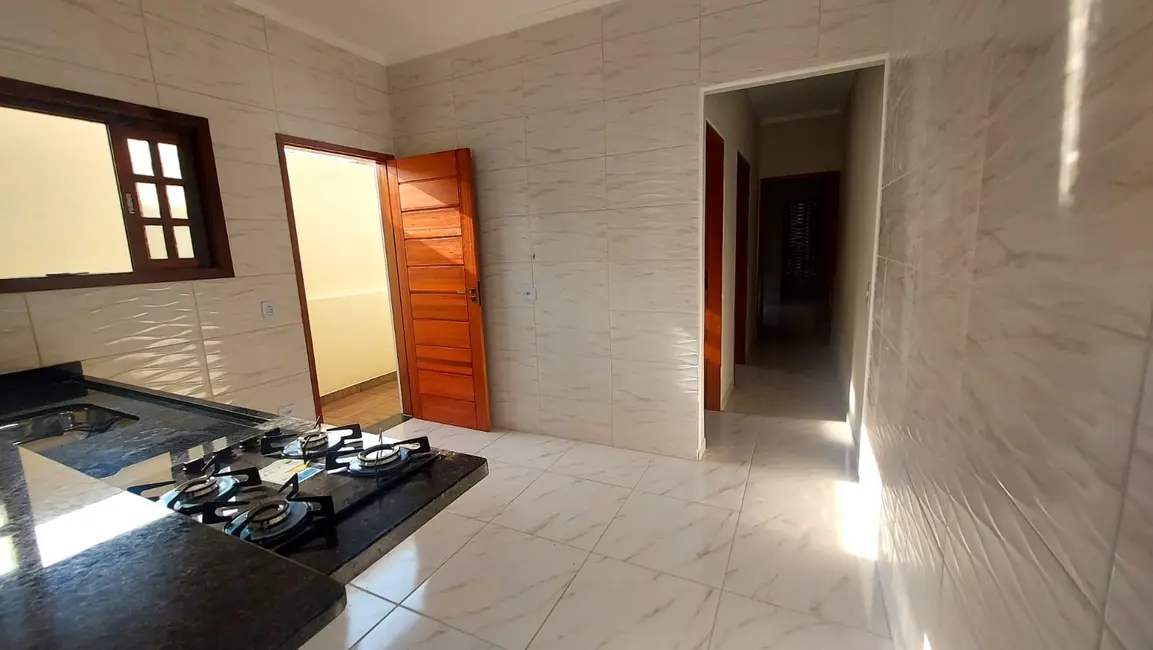 Foto 7 de Casa com 2 quartos à venda, 60m2 em Itanhaem - SP