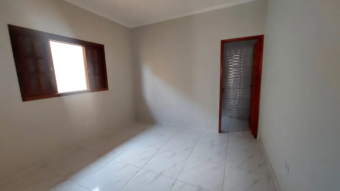 Foto 4 de Casa com 2 quartos à venda, 60m2 em Itanhaem - SP