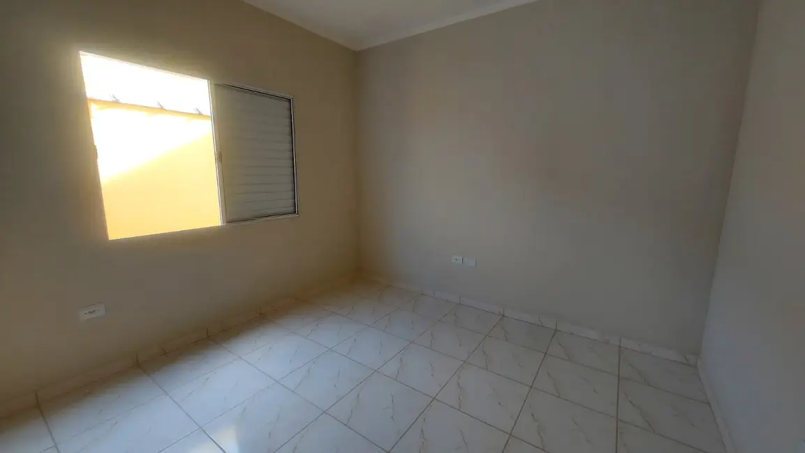 Foto 7 de Casa com 2 quartos à venda, 82m2 em Itanhaem - SP