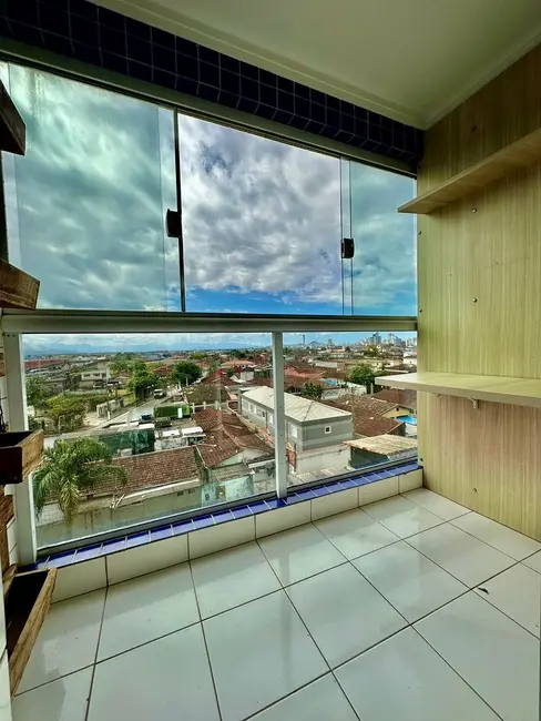 Foto 2 de Apartamento com 2 quartos à venda, 50m2 em Caiçara, Praia Grande - SP