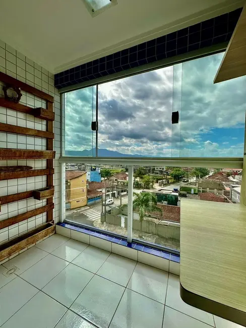 Foto 3 de Apartamento com 2 quartos à venda, 50m2 em Caiçara, Praia Grande - SP