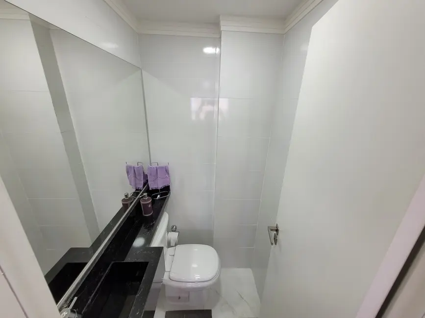Foto 2 de Apartamento com 3 quartos à venda, 146m2 em Guilhermina, Praia Grande - SP
