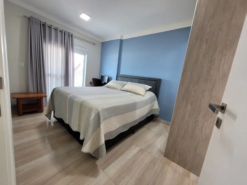 Apartamento com 3 quartos à venda, 146m2 em Guilhermina, Praia Grande - SP - imagem 8 Foto 8 de Apartamento com 3 quartos à venda, 146m2 em Guilhermina, Praia Grande - SP