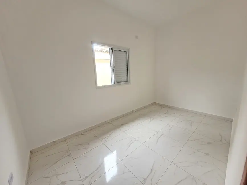 Casa com 2 quartos à venda, 80m2 em Tupiry, Praia Grande - SP - imagem 5 Foto 5 de Casa com 2 quartos à venda, 80m2 em Tupiry, Praia Grande - SP