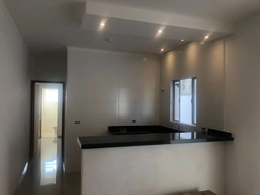 Foto 4 de Casa com 2 quartos à venda, 66m2 em Itanhaem - SP