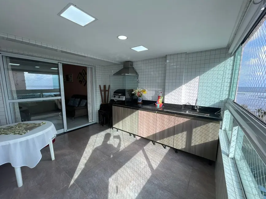 Foto 2 de Apartamento com 3 quartos à venda, 164m2 em Guilhermina, Praia Grande - SP