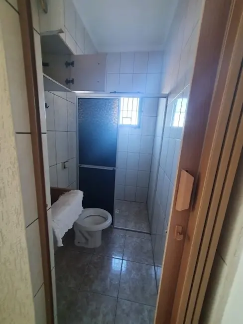 Foto 4 de Kitnet à venda, 30m2 em Caiçara, Praia Grande - SP