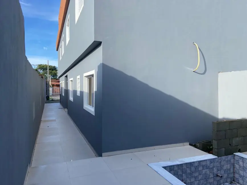 Foto 3 de Casa com 2 quartos à venda, 55m2 em Itanhaem - SP