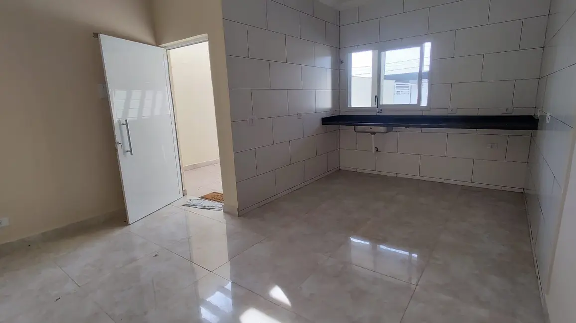 Foto 9 de Casa com 3 quartos à venda, 79m2 em Itanhaem - SP