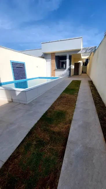 Foto 3 de Casa com 3 quartos à venda, 79m2 em Itanhaem - SP
