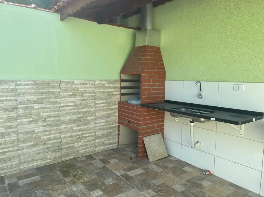 Foto 2 de Casa com 2 quartos à venda, 77m2 em Pedreira, Mongagua - SP