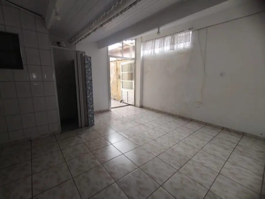 Casa com 2 quartos à venda, 66m2 em Maracanã, Praia Grande - SP - imagem 3 Foto 3 de Casa com 2 quartos à venda, 66m2 em Maracanã, Praia Grande - SP
