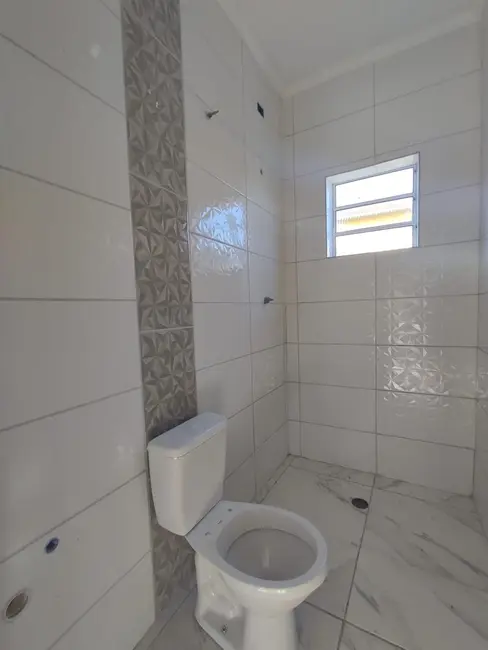 Foto 5 de Casa com 2 quartos à venda, 62m2 em Itanhaem - SP