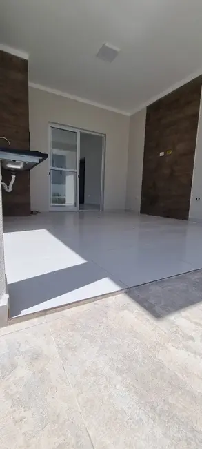 Foto 3 de Casa com 3 quartos à venda, 124m2 em Itanhaem - SP