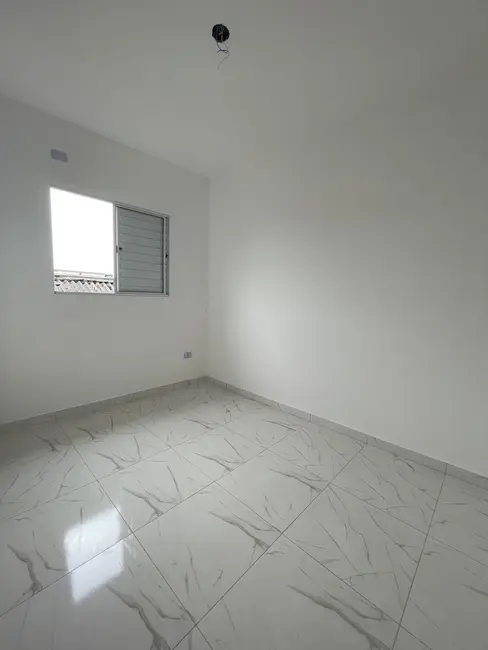 Foto 2 de Casa com 2 quartos à venda, 47m2 em Quietude, Praia Grande - SP