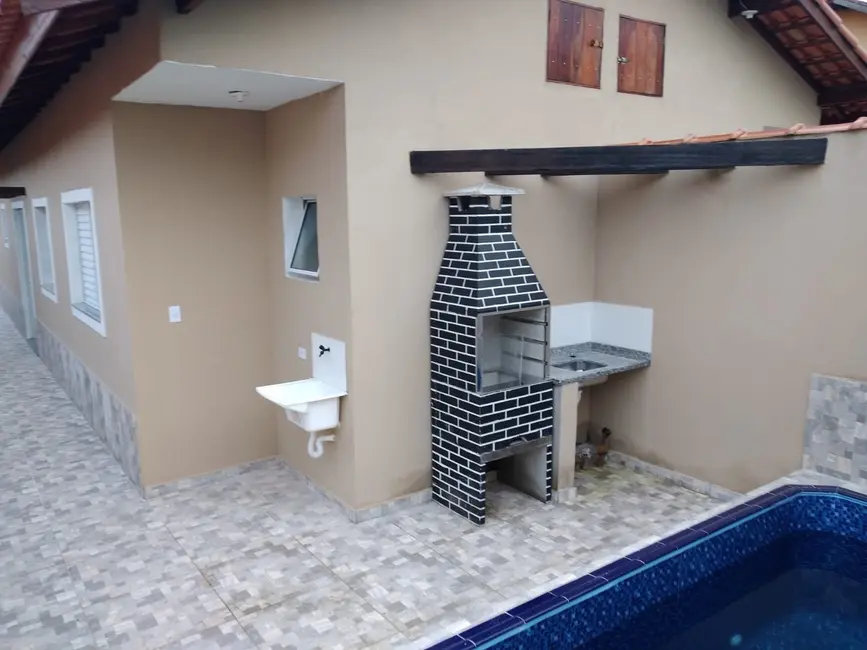 Foto 4 de Casa com 2 quartos à venda, 53m2 em Itanhaem - SP