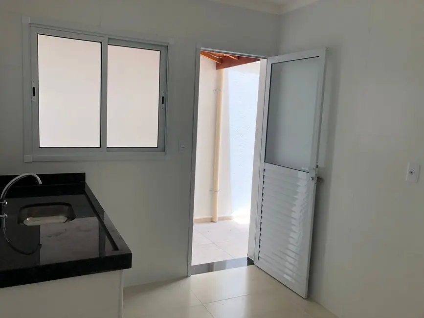 Foto 6 de Casa com 2 quartos à venda, 51m2 em Caiçara, Praia Grande - SP