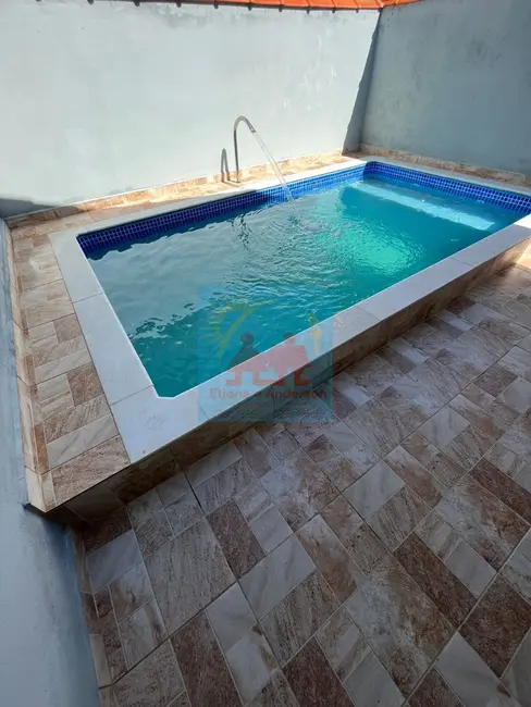 Foto 9 de Casa com 2 quartos à venda, 60m2 em Itanhaem - SP