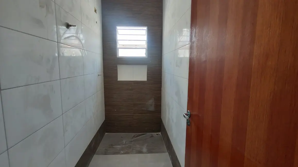 Foto 9 de Casa com 2 quartos à venda, 70m2 em Mongagua - SP