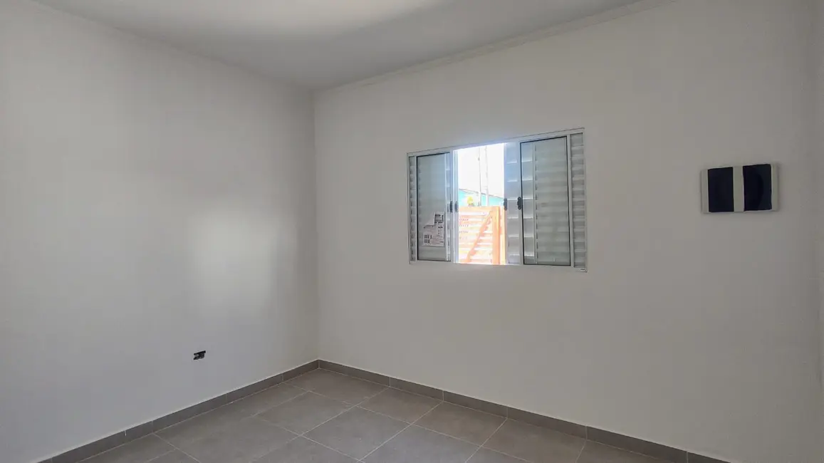 Foto 5 de Casa com 2 quartos à venda, 70m2 em Mongagua - SP
