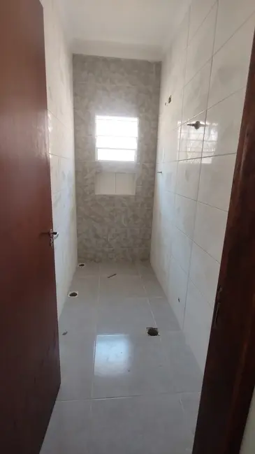 Foto 7 de Casa com 2 quartos à venda, 70m2 em Mongagua - SP