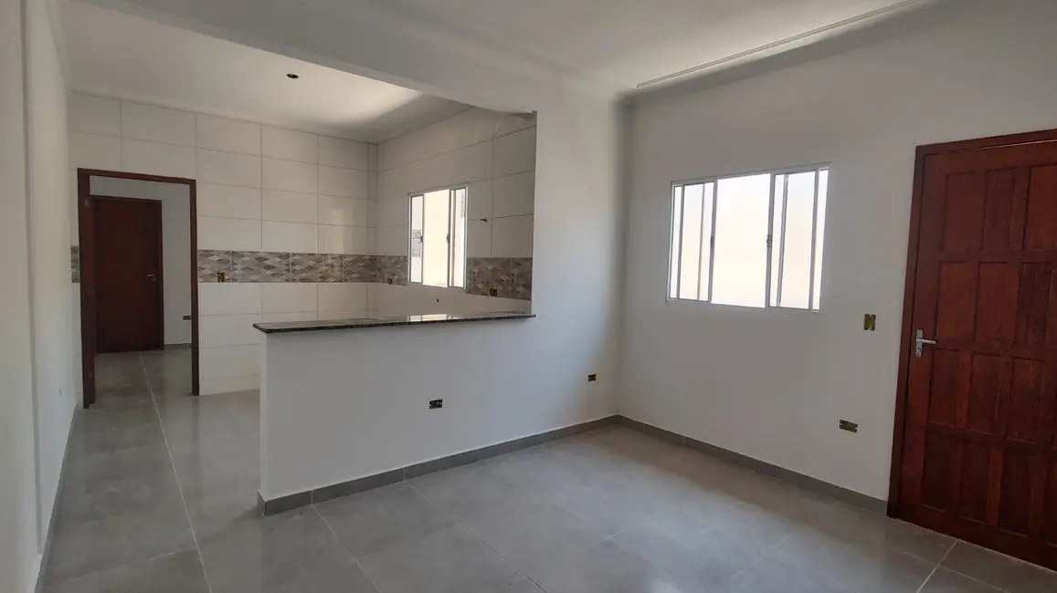 Foto 9 de Casa com 2 quartos à venda, 70m2 em Mongagua - SP