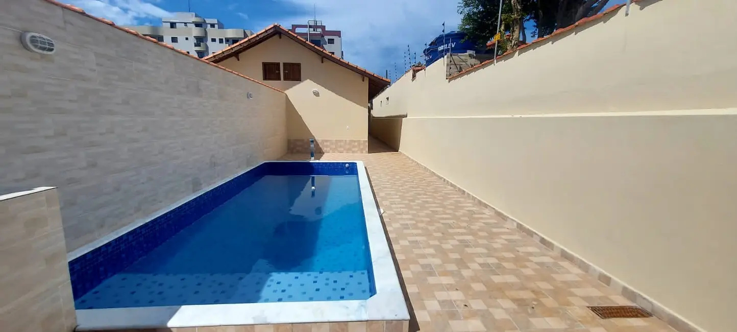 Foto 3 de Casa com 3 quartos à venda, 107m2 em Mongagua - SP