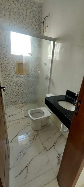 Foto 5 de Casa com 3 quartos à venda, 107m2 em Mongagua - SP