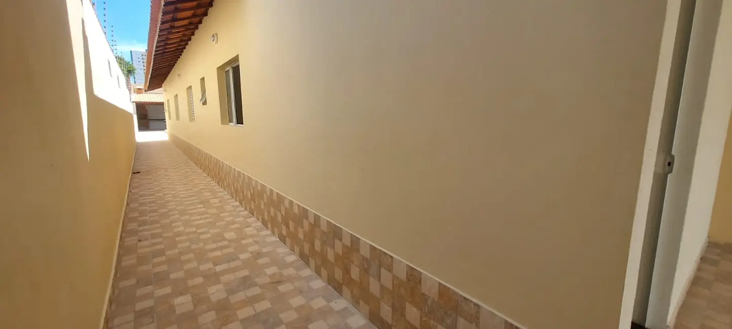 Foto 6 de Casa com 3 quartos à venda, 107m2 em Mongagua - SP