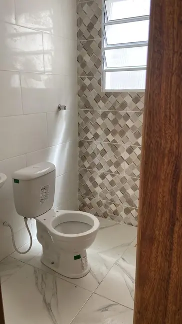 Casa com 2 quartos à venda, 60m2 em Itanhaem - SP - imagem 2 Foto 2 de Casa com 2 quartos à venda, 60m2 em Itanhaem - SP