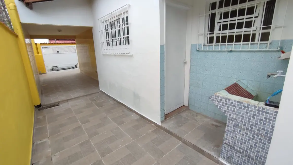 Foto 5 de Casa com 2 quartos à venda, 65m2 em Mongagua - SP