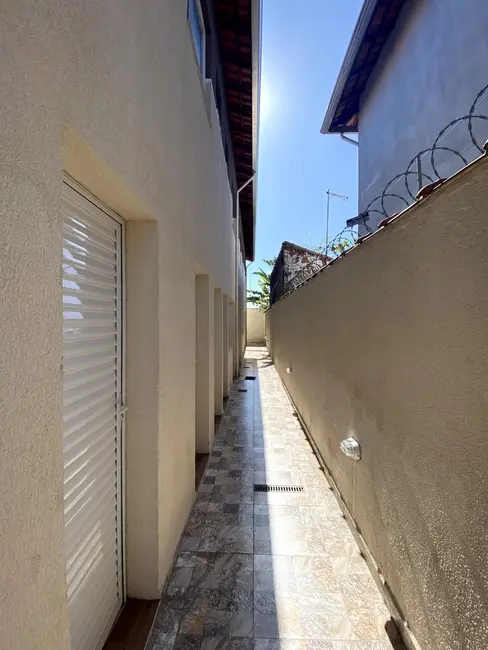 Casa com 2 quartos à venda, 46m2 em Esmeralda, Praia Grande - SP - imagem 8 Foto 8 de Casa com 2 quartos à venda, 46m2 em Esmeralda, Praia Grande - SP