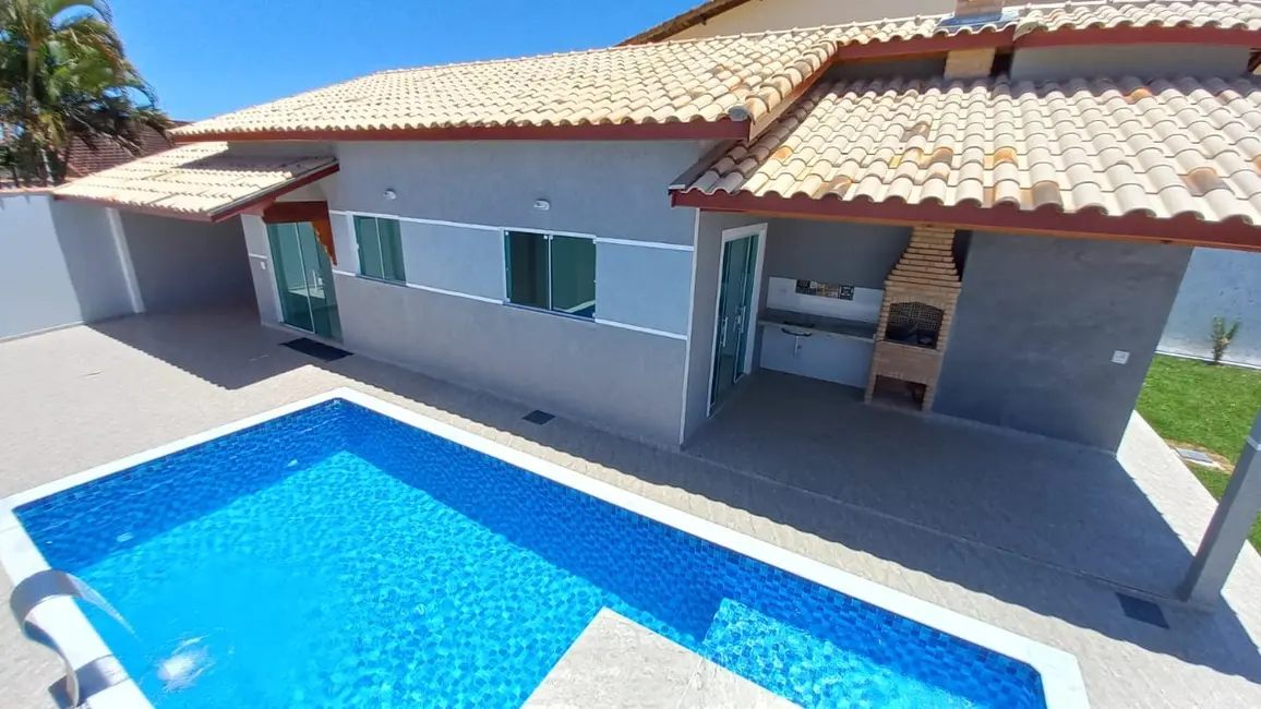 Foto 3 de Casa com 3 quartos à venda, 106m2 em Itanhaem - SP