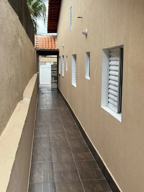 Foto 4 de Casa com 3 quartos à venda, 84m2 em Itanhaem - SP
