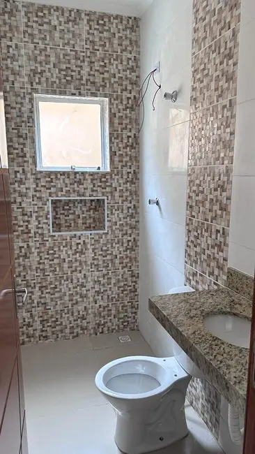 Foto 5 de Casa com 3 quartos à venda, 84m2 em Itanhaem - SP