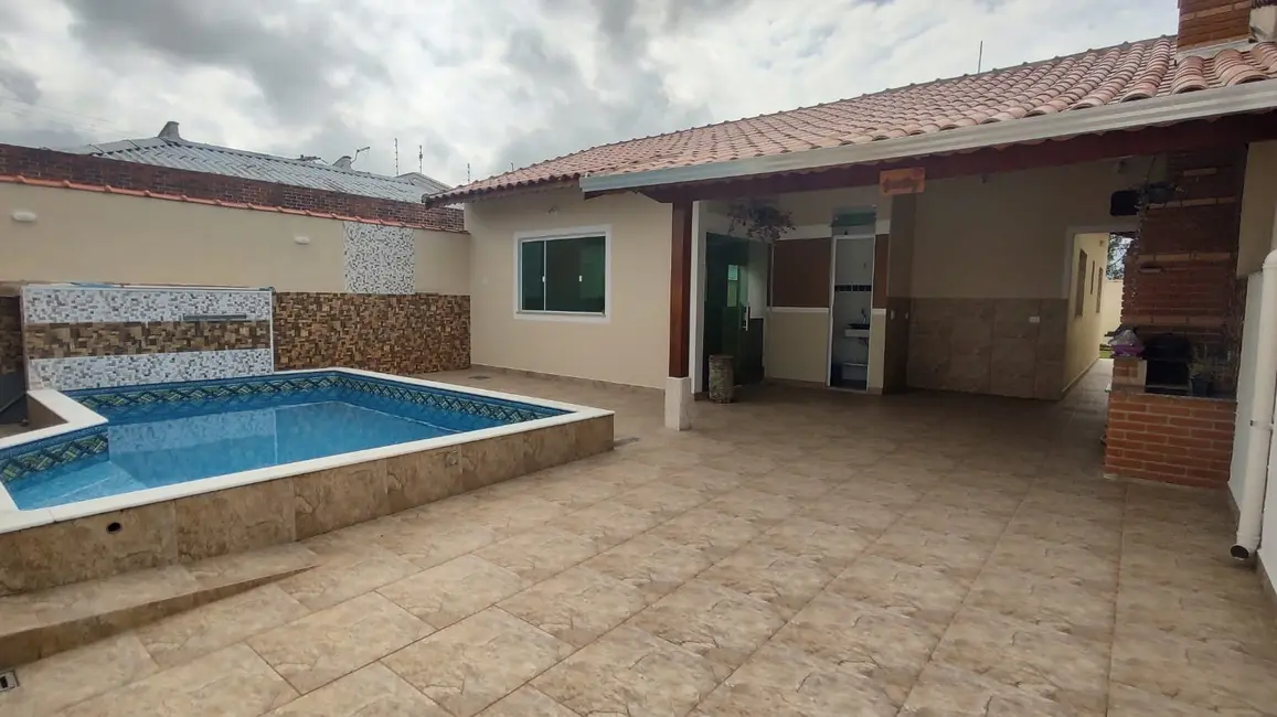 Foto 3 de Casa com 3 quartos à venda, 97m2 em Itanhaem - SP