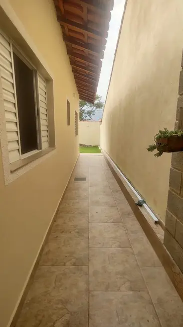 Foto 4 de Casa com 3 quartos à venda, 97m2 em Itanhaem - SP