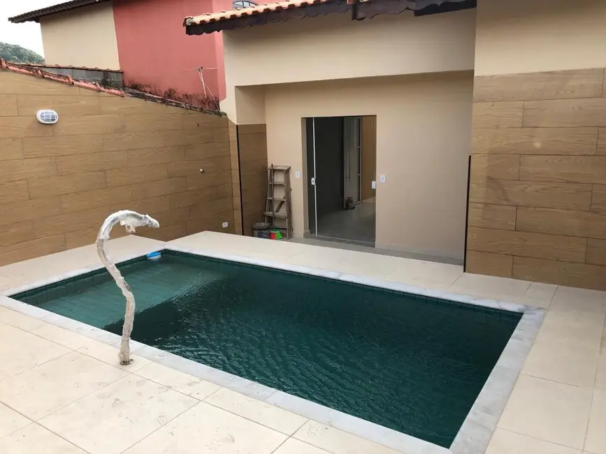 Foto 3 de Casa com 2 quartos à venda, 86m2 em Mongagua - SP