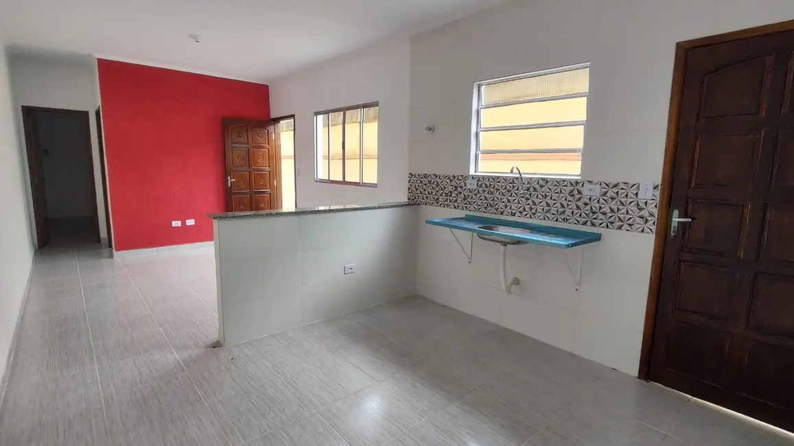 Foto 8 de Casa com 2 quartos à venda, 60m2 em Mongagua - SP
